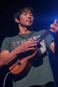 Jake Shimabukuro, ukelele